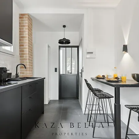 Kaza Bella - Alfort 4 Modern Renovated Bright Apartment *