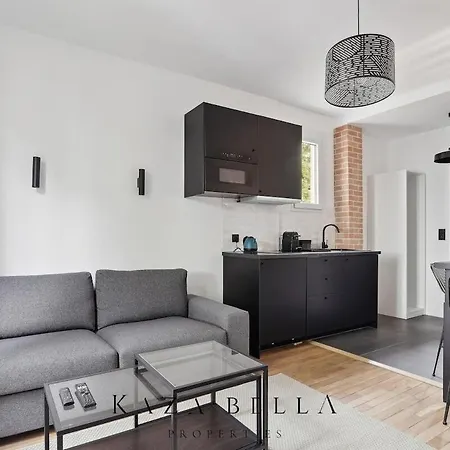 Kaza Bella - Alfort 4 Modern Renovated Bright