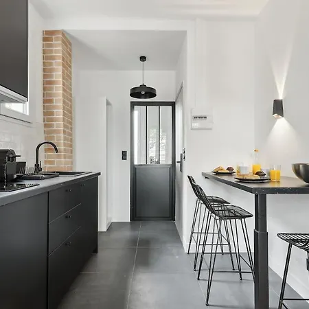 Alfort 4 Modern Renovated Bright